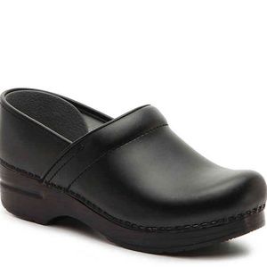 Dansko | Matte black clogs